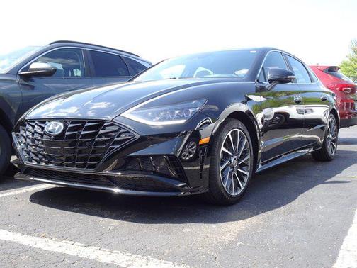 Onyx Black 2023 Hyundai SONATA Limited