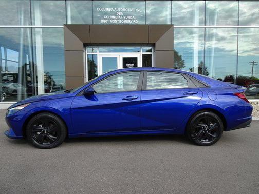 2022 Hyundai ELANTRA SEL