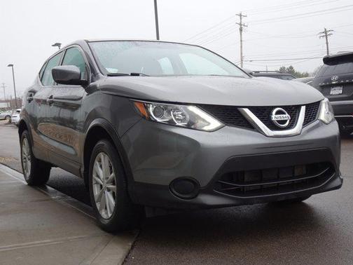 2017 Nissan Rogue Sport S