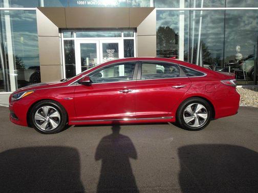 Venetian Red Pearl 2016 Hyundai SONATA Hybrid Limited
