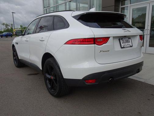 2018 Jaguar F-PACE 25t Premium
