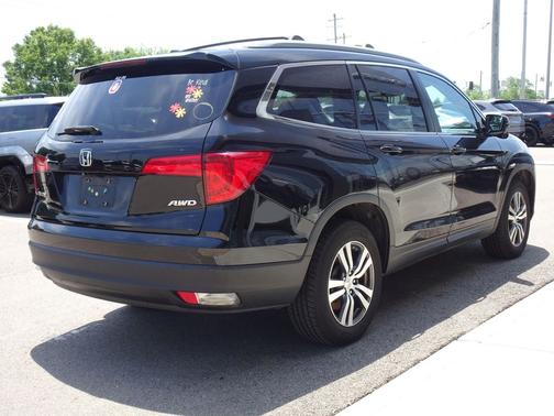 Crystal Black Pearl 2016 Honda Pilot EX-L