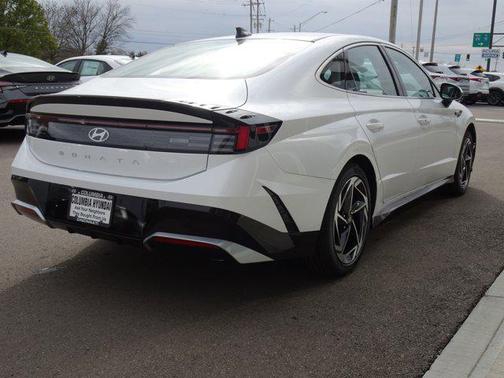 2026 Hyundai SONATA SEL