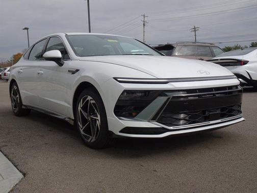 2026 Hyundai SONATA SEL