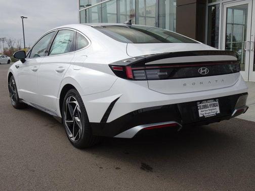 2026 Hyundai SONATA SEL