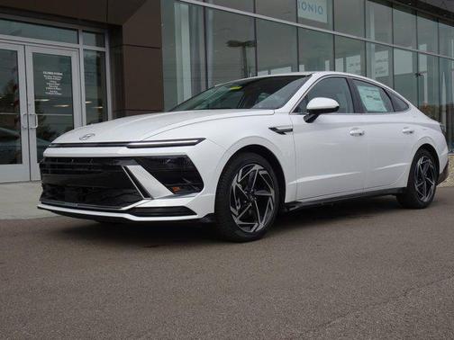 2026 Hyundai SONATA SEL