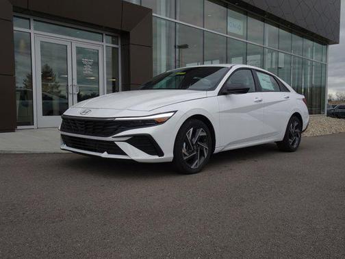 2025 Hyundai ELANTRA Sport
