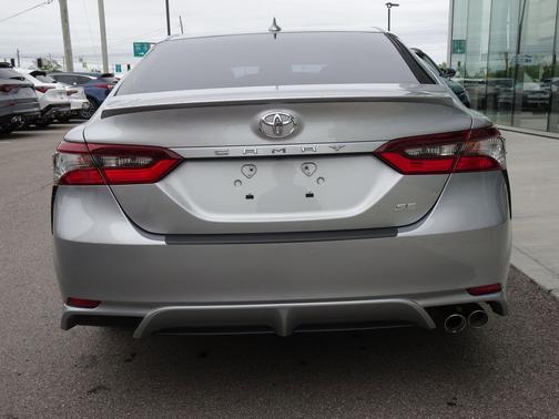 Celestial Silver Metallic 2021 Toyota Camry SE