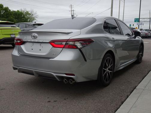 Celestial Silver Metallic 2021 Toyota Camry SE