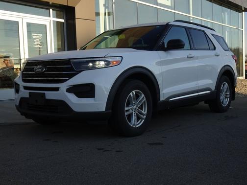 Oxford White 2020 Ford Explorer XLT