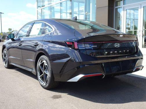 2026 Hyundai SONATA SEL