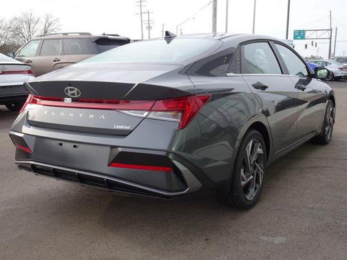 2026 Hyundai ELANTRA Limited