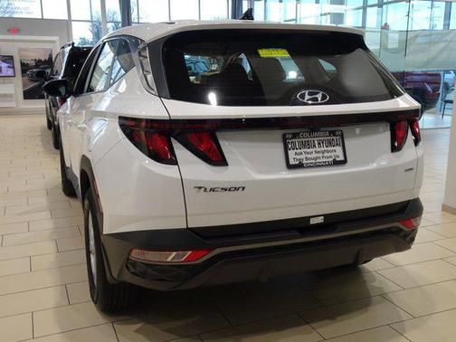 2024 Hyundai TUCSON SE