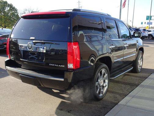 2012 Cadillac Escalade Luxury