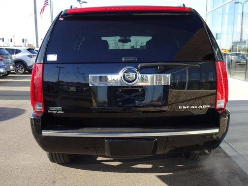 2012 Cadillac Escalade Luxury