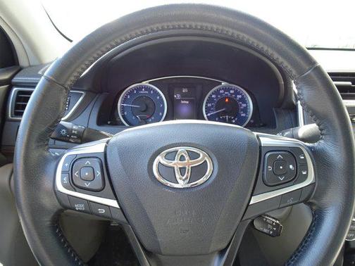 Predawn Gray Mica 2016 Toyota Camry XLE