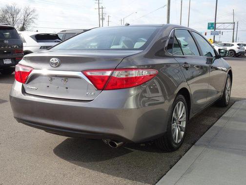 2016 Toyota Camry XLE