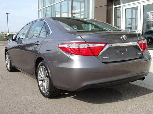 2016 Toyota Camry XLE