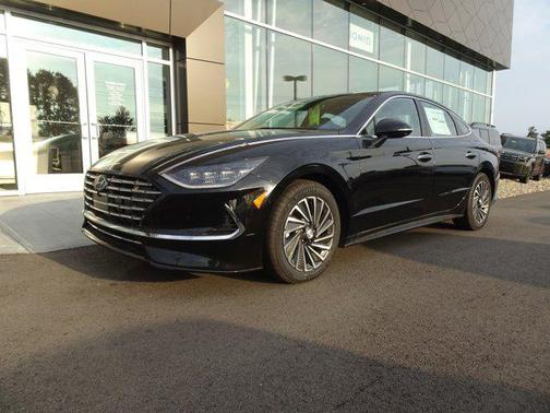 2023 Hyundai SONATA Hybrid Limited