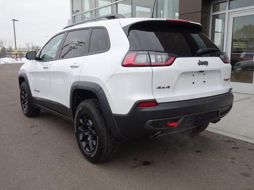 2021 Jeep Cherokee Trailhawk