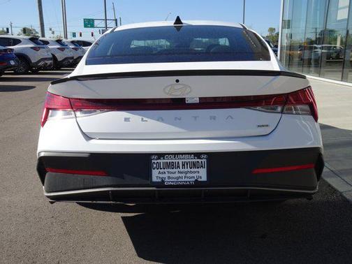 2025 Hyundai ELANTRA HEV SEL Sport