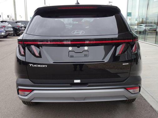 2026 Hyundai TUCSON SEL Premium