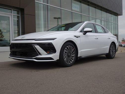 2026 Hyundai SONATA Hybrid SE