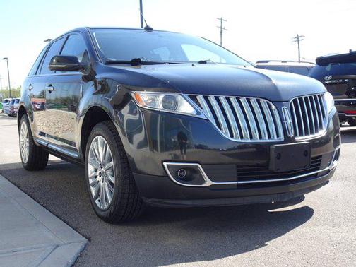 2015 Lincoln MKX Base