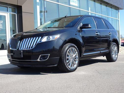 2015 Lincoln MKX Base