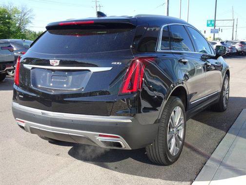 Stellar Black Metallic 2024 Cadillac XT5 Premium Luxury