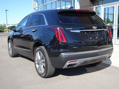 Stellar Black Metallic 2024 Cadillac XT5 Premium Luxury