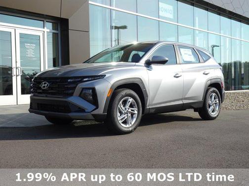 2025 Hyundai TUCSON SE