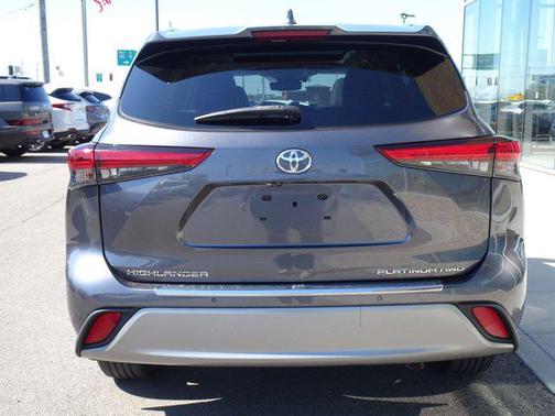 2020 Toyota Highlander Platinum