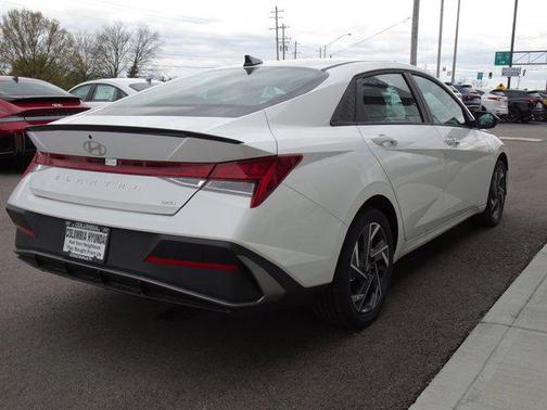 2025 Hyundai ELANTRA Sport