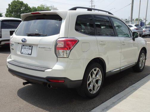 2017 Subaru Forester 2.5i Touring