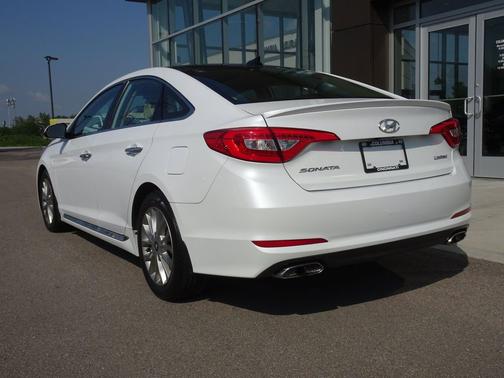 Quartz White Pearl 2015 Hyundai SONATA Limited