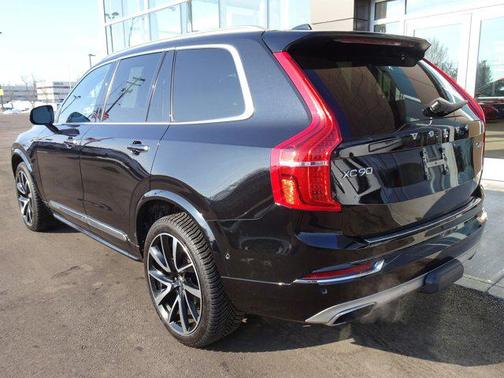 2018 Volvo XC90 T6 Inscription