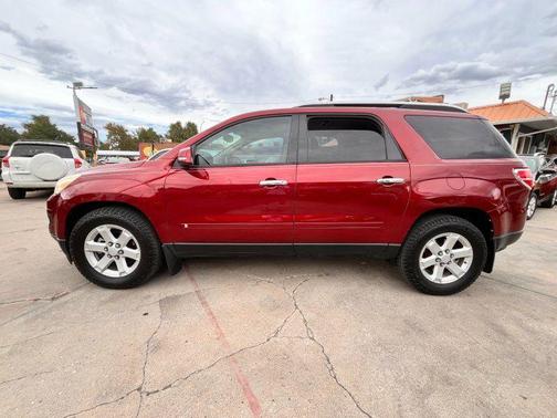 Red 2009 Saturn Outlook XE