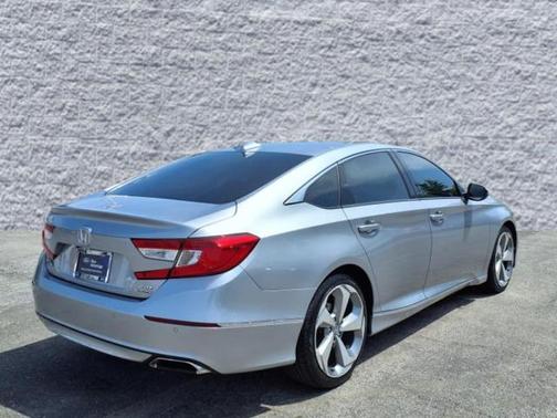 2018 Honda Accord Touring 2.0T