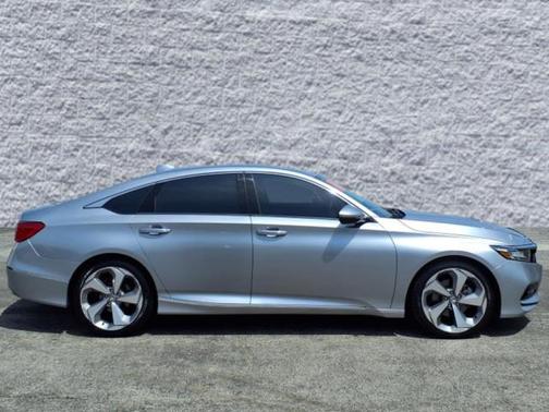 2018 Honda Accord Touring 2.0T