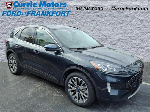 2022 Ford Escape Titanium