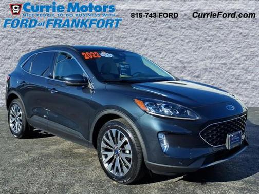 2022 Ford Escape Titanium