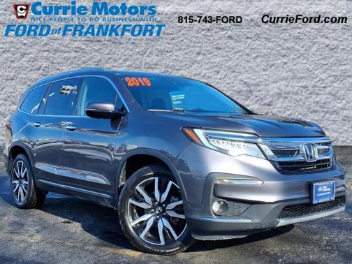 2019 Honda Pilot Touring 8-Passenger