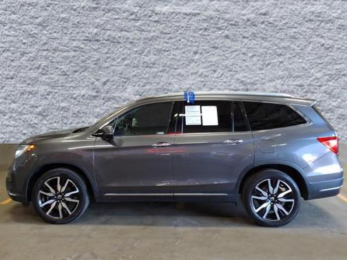 2019 Honda Pilot Touring 8-Passenger