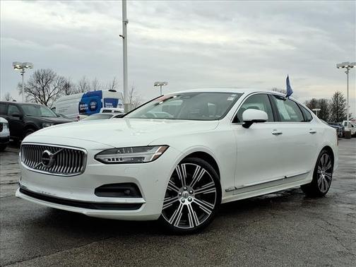 2022 Volvo S90 B6 Inscription