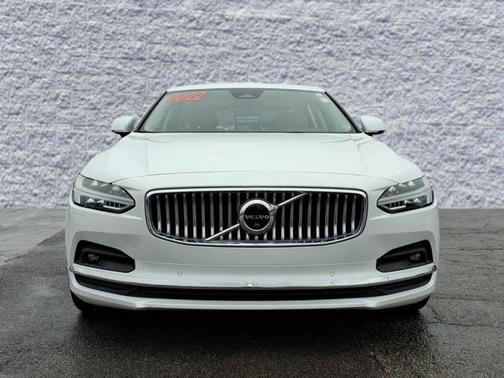 2022 Volvo S90 B6 Inscription