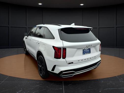 Glacial White Pearl 2022 Kia Sorento SX