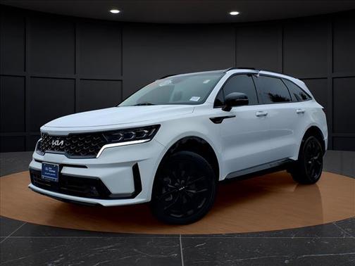 Glacial White Pearl 2022 Kia Sorento SX