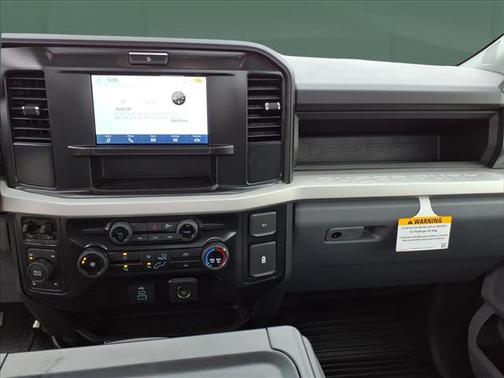 OXFORD WHITE 2026 Ford F-250 XL