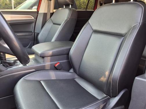 2021 Volkswagen Atlas 3.6L SE w/Technology